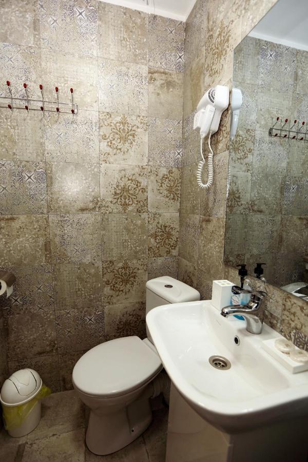 Family Apartment In Avlabari Tbilisi Exterior foto